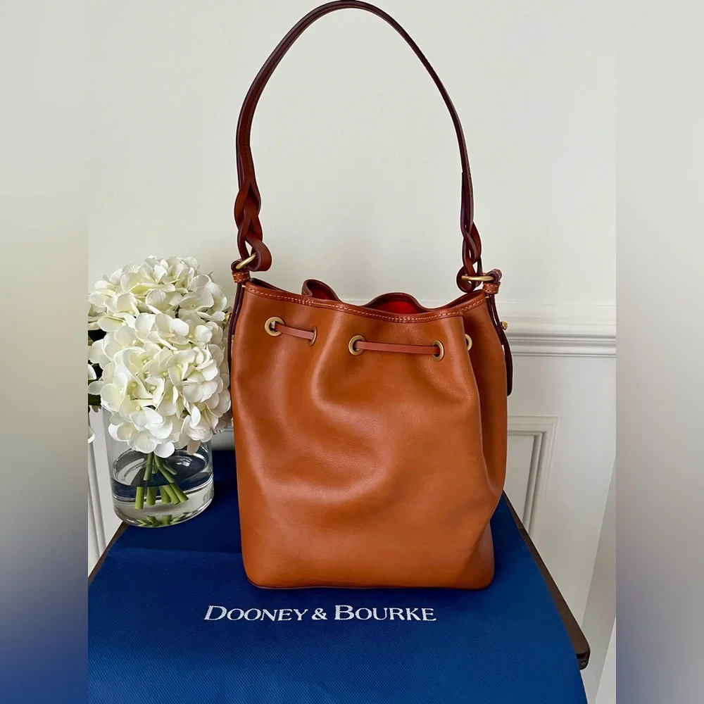 Dooney and Bourke Tasha Florentine Leather Drawstring Shoulder Bag Natural EUC - Picture 6 of 15